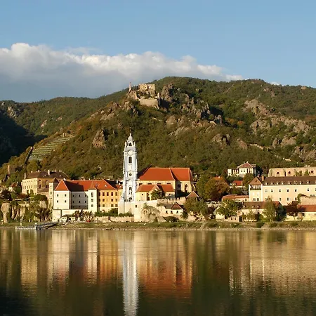 Weingut-pension Stockingerhof