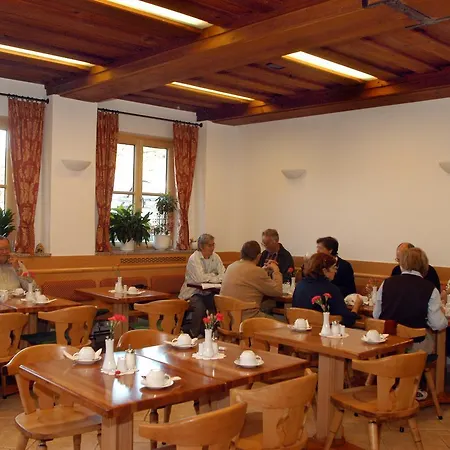 Weingut-pension Stockingerhof Pensión