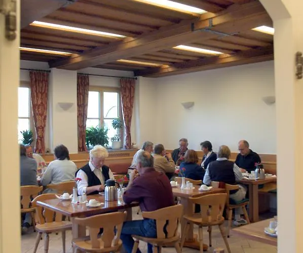 Gæstehus Weingut-pension Stockingerhof 3*